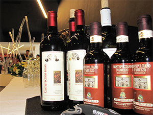 (����)�����ِ���@���ѾƼ��F(tu��n)