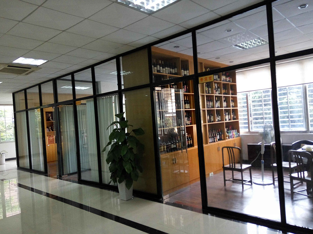 廣州朗瑪峰貿(mào)易有限公司